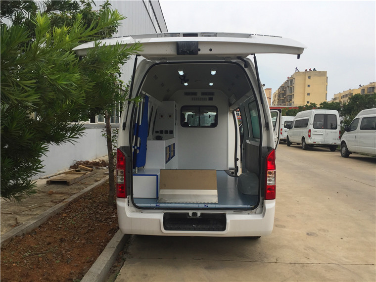 福田G7救護(hù)車空間大價(jià)格實(shí)惠(國五)圖片4