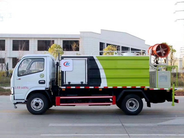 藍(lán)牌5方東風(fēng)多功能綠化灑水車(chē)（抑塵車(chē)）圖片3